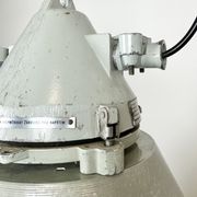 Lampe antidéflagrante industrielle avec abat-jour en aluminium d’Elektrosvit, années 1970