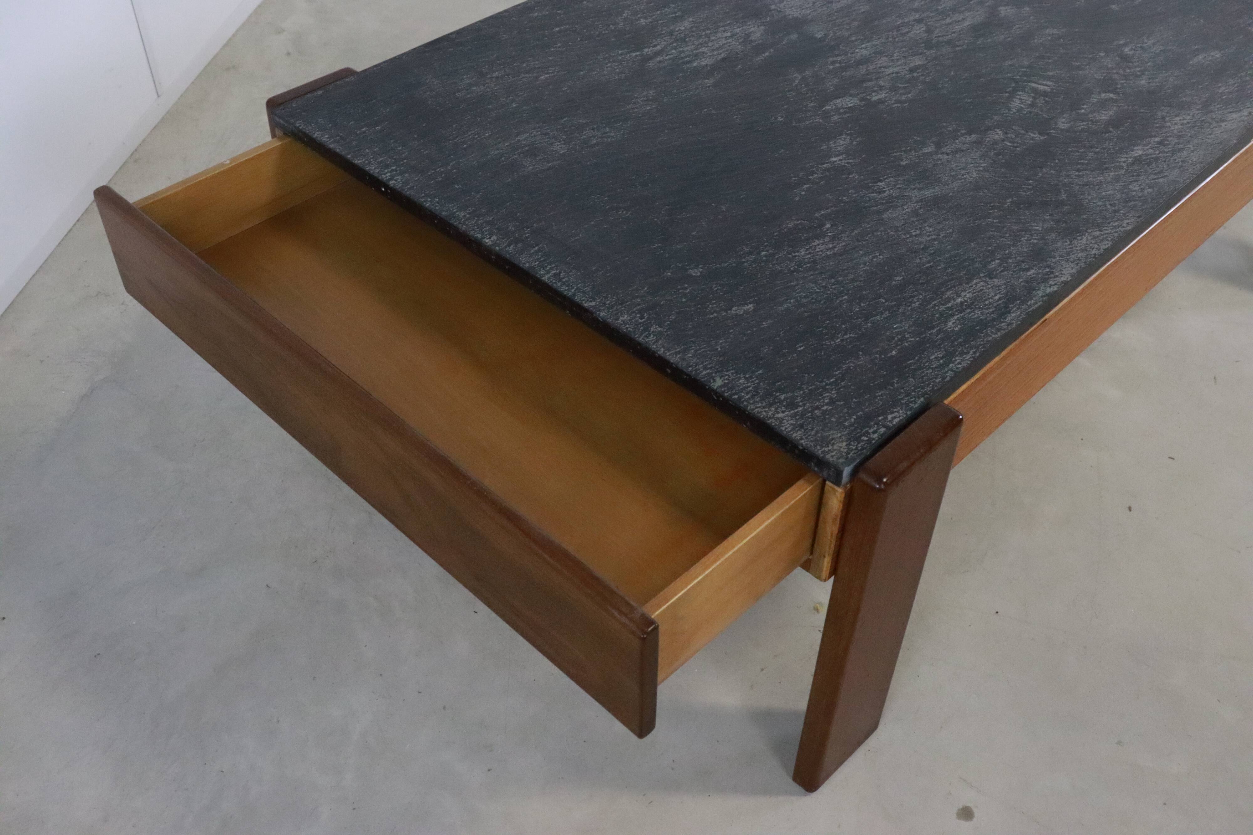 Coffee table 'Leimuiden'