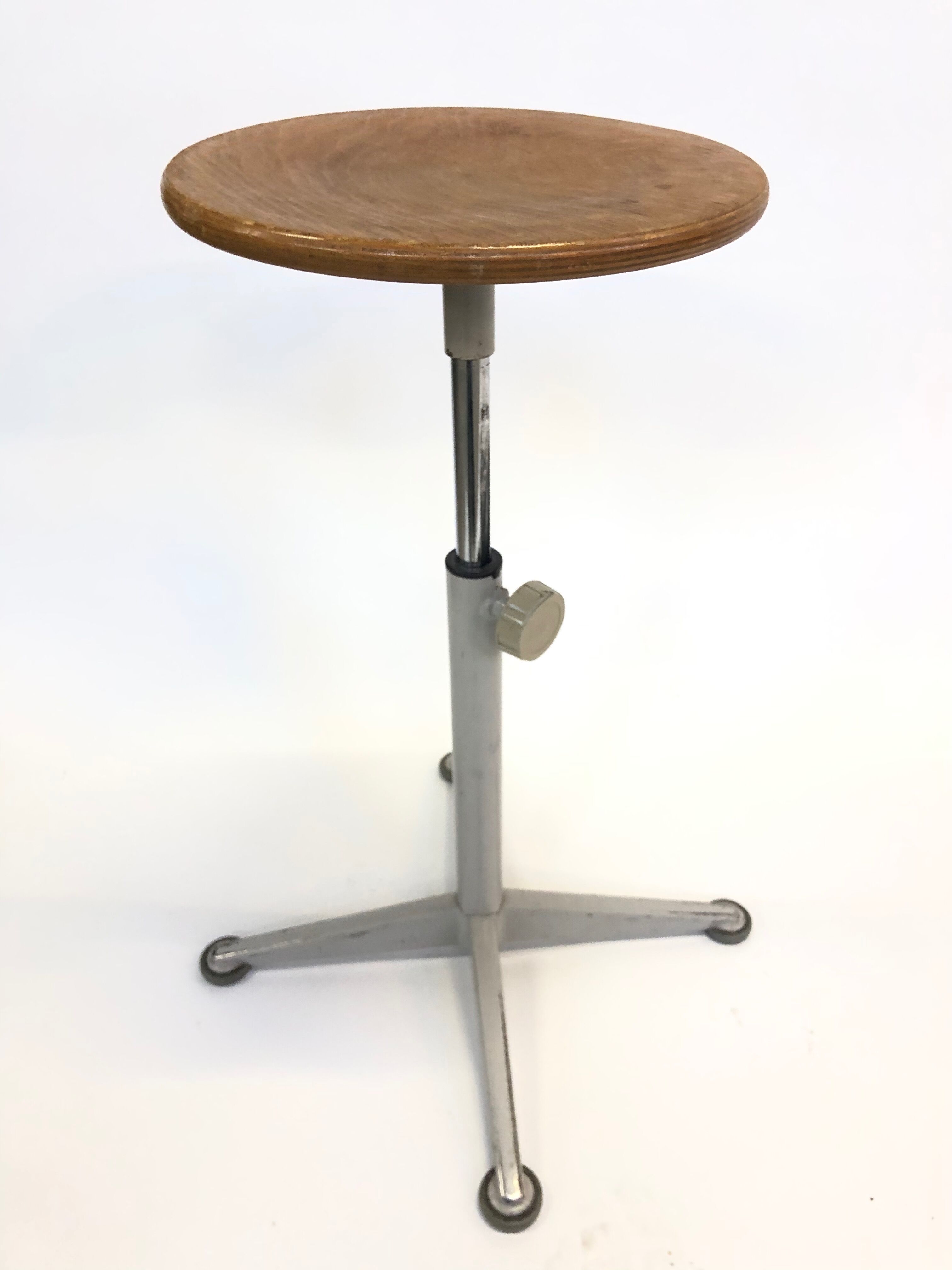 Vintage stool work tabouret by Friso Kramer Ahrend de Cirkel