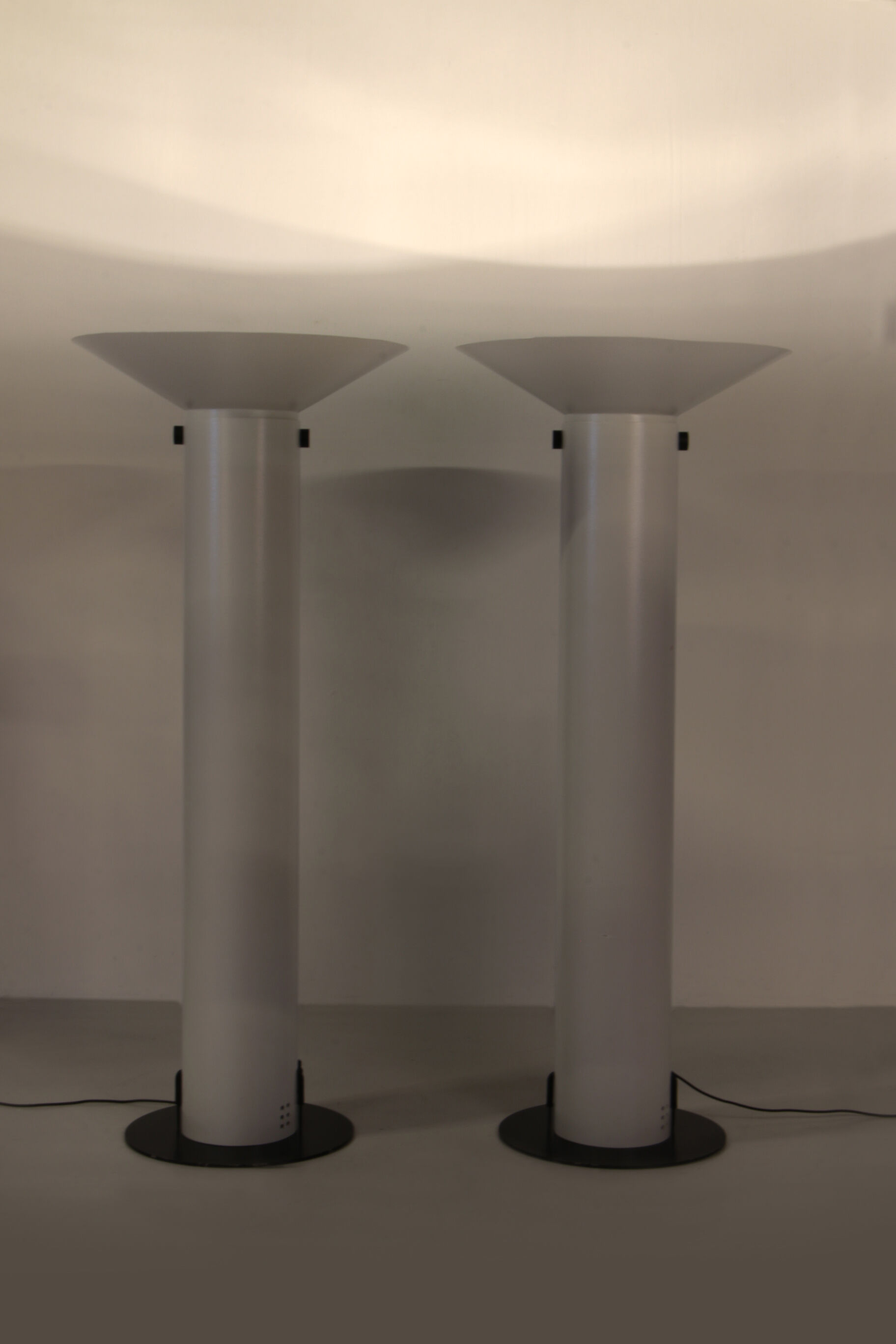 Set of 2 floor lamps, 1960 italy