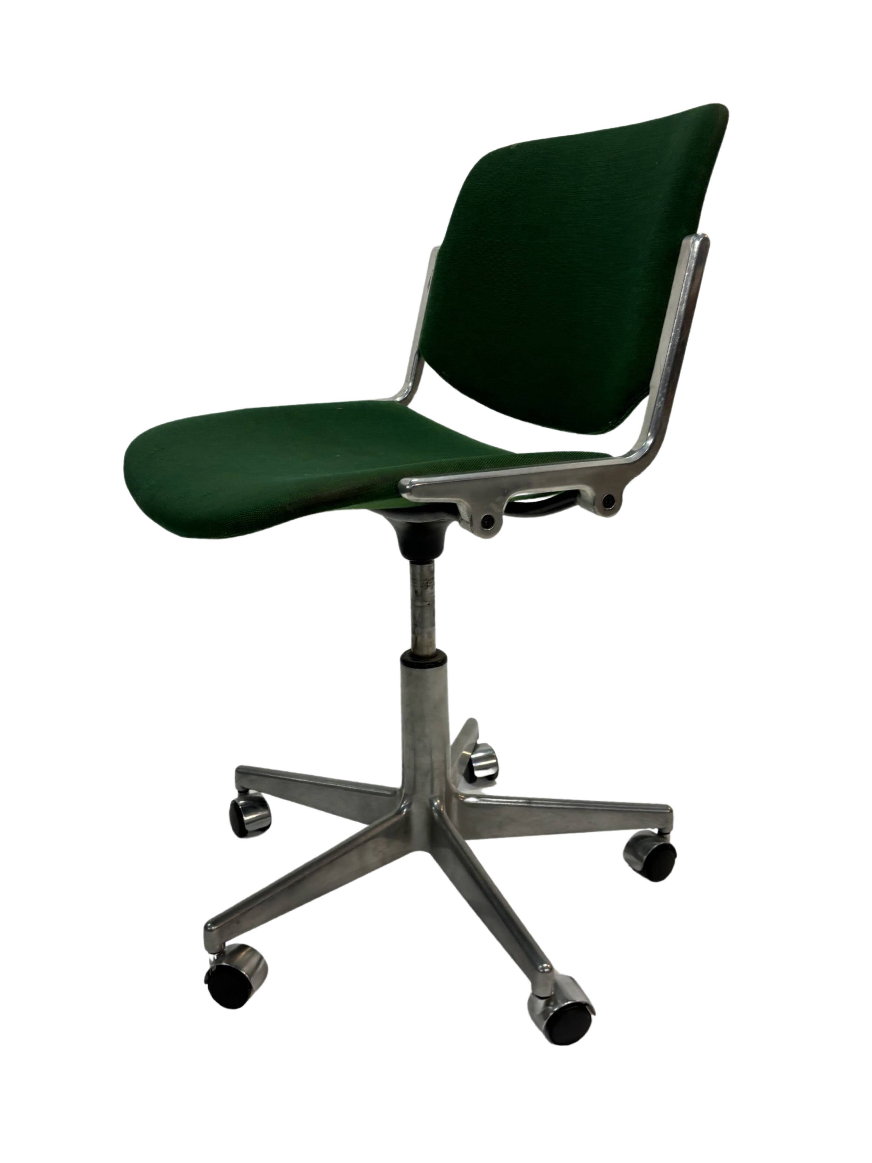 Vintage DSC 106 office chair by Giancarlo Piretti for Castelli, 1960s