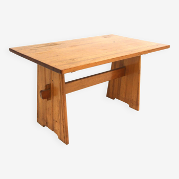 Scandinavian pine dining table, Göran Malmvall, Sweden, 1950