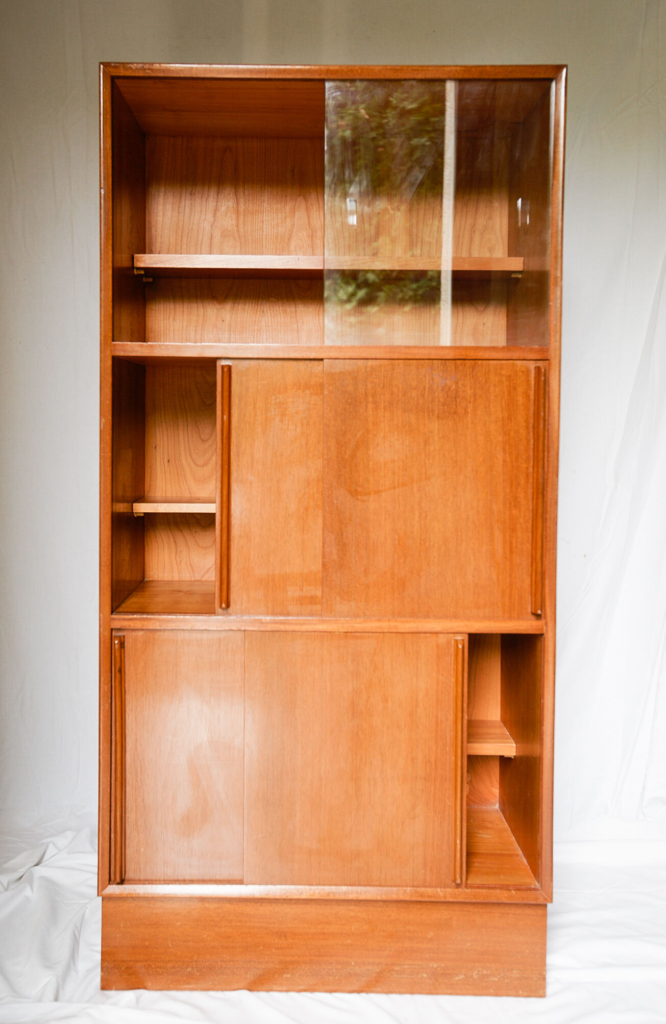 Small storefront library