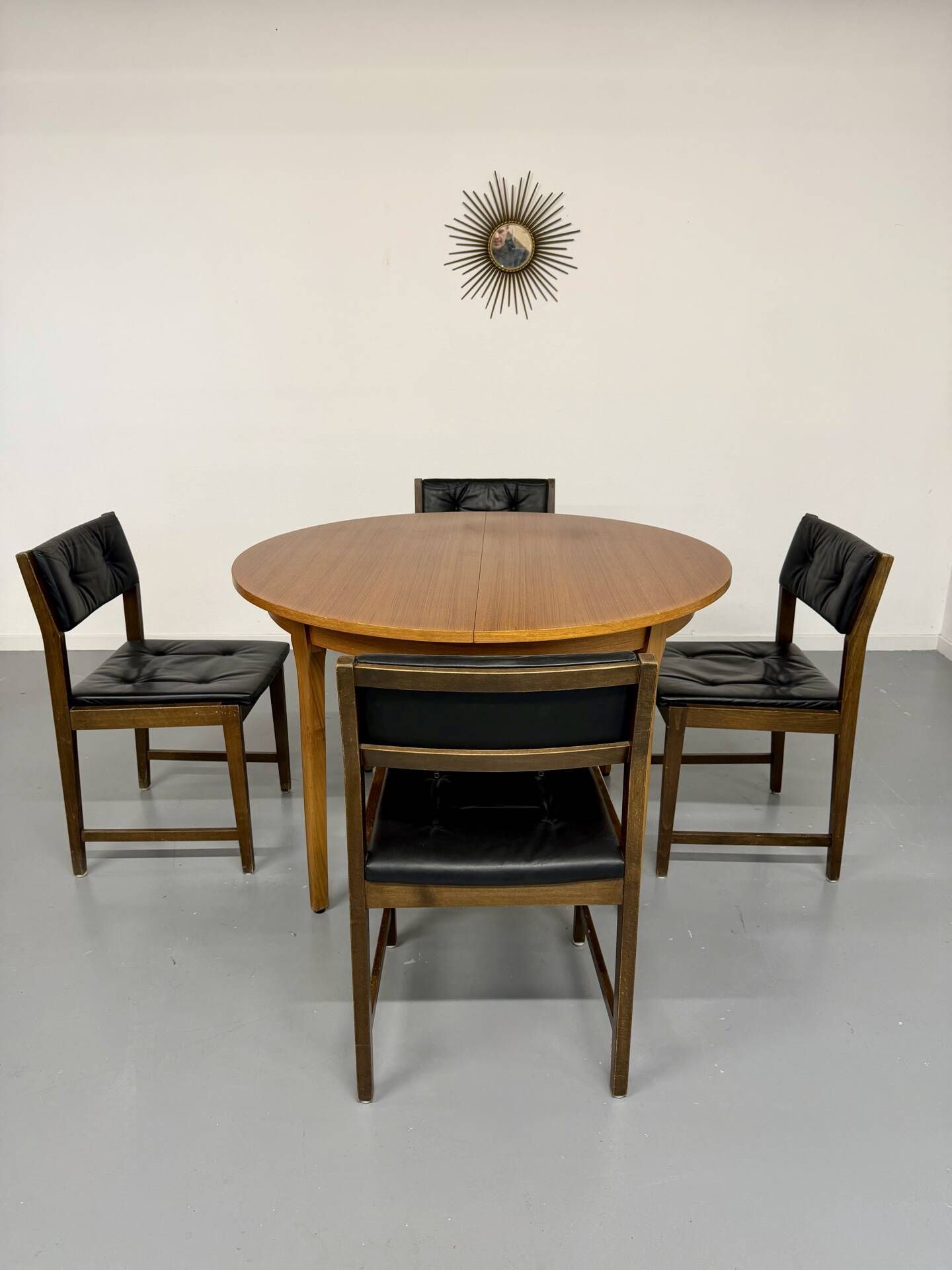 Vintage teak extendable round dining table Scandinavian design 1960s