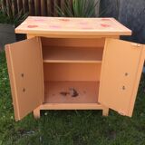 Buffet vintage à 2 portes en tôle peint