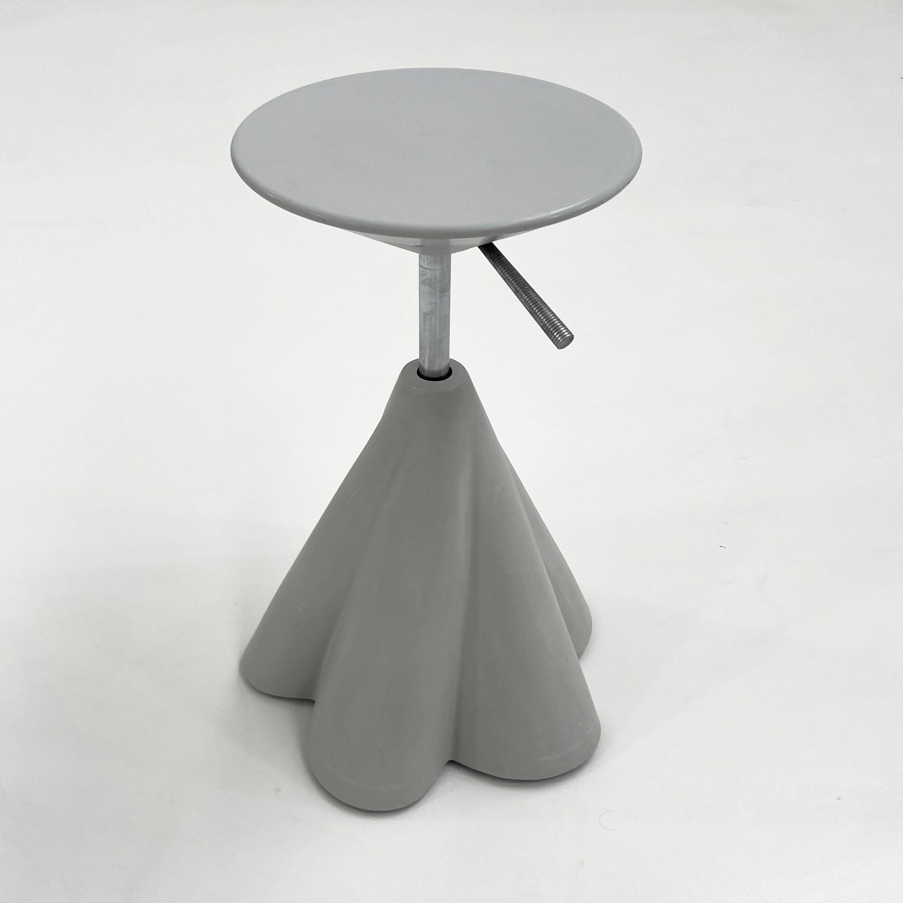 Tabouret ajustable par Philippe Starck pour Presence Paris/ L’Oréal, 1980