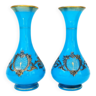 Paire de vases en opaline Baccarat Napoléon III