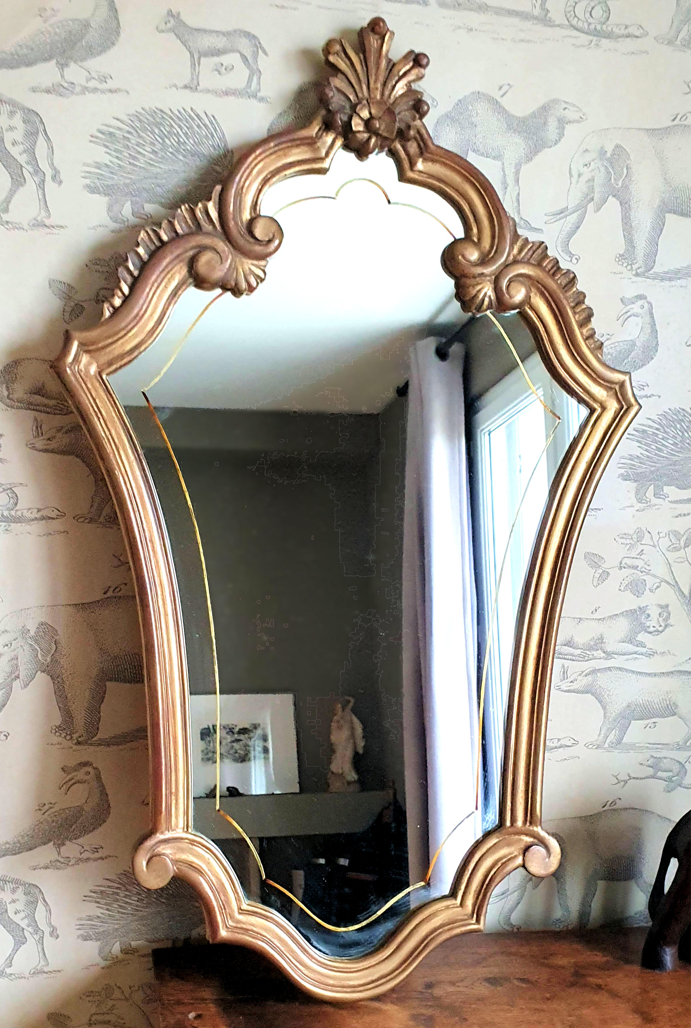Gilded mirror in wood and stucco 85x53cm