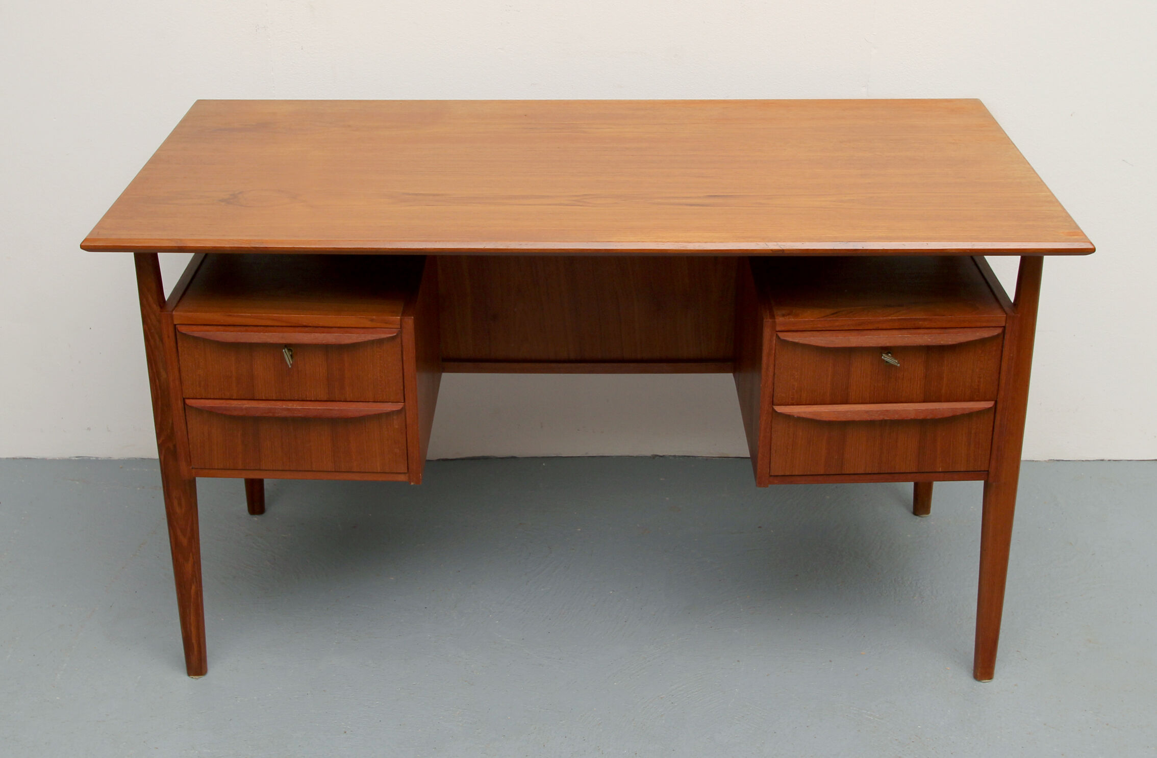 1960s desk in teak, Tibergaard Denmark