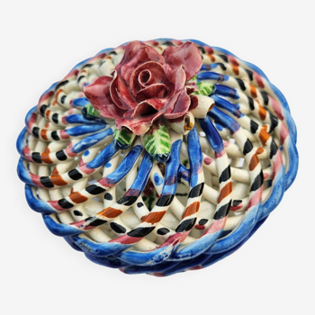 Braided earthenware candy box