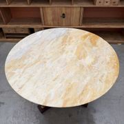 Table en laiton et onyx années 50
