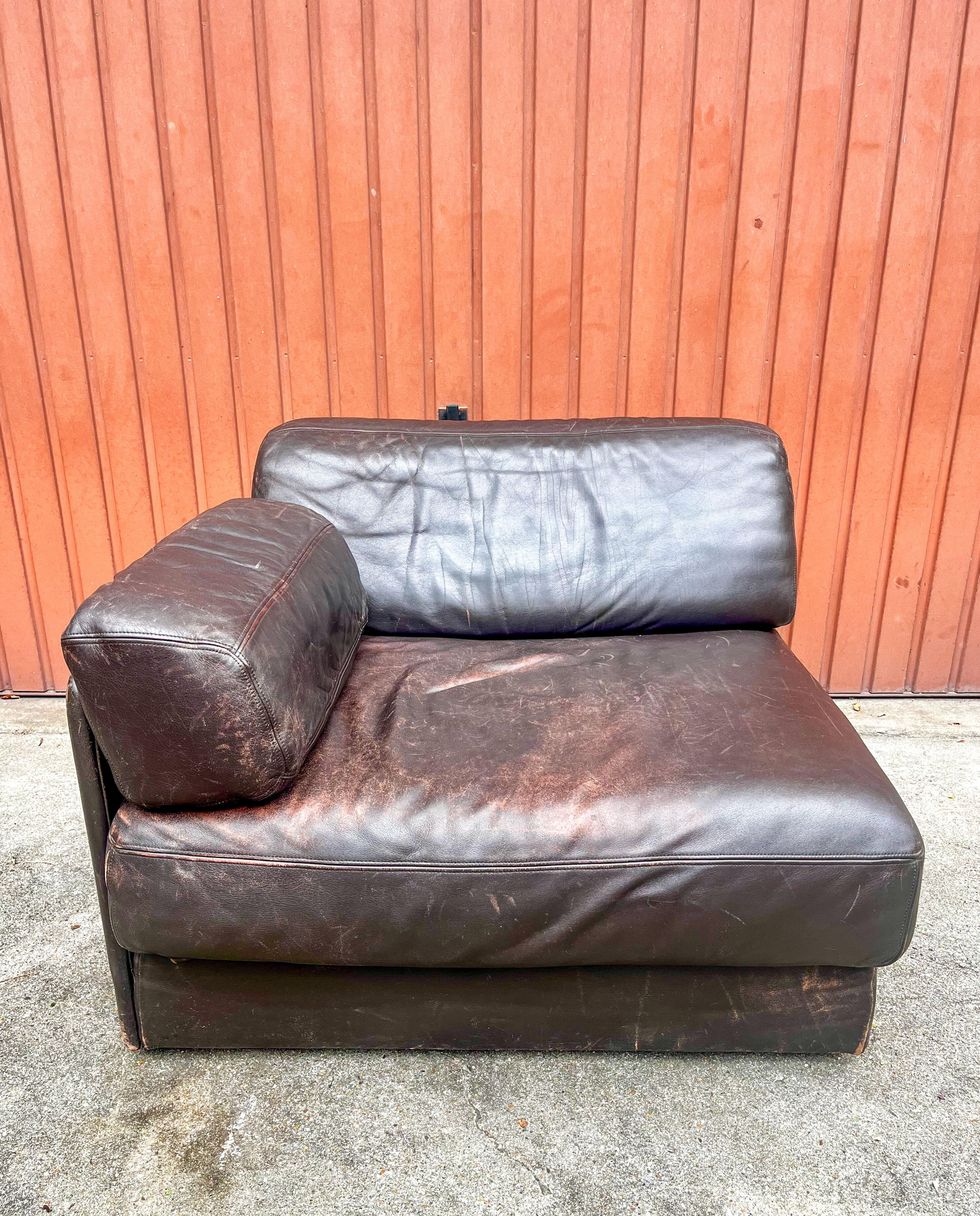 Corner leather armchair De Sede, 1970s