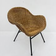 Chaise en osier de style mid-century, années 1950.
