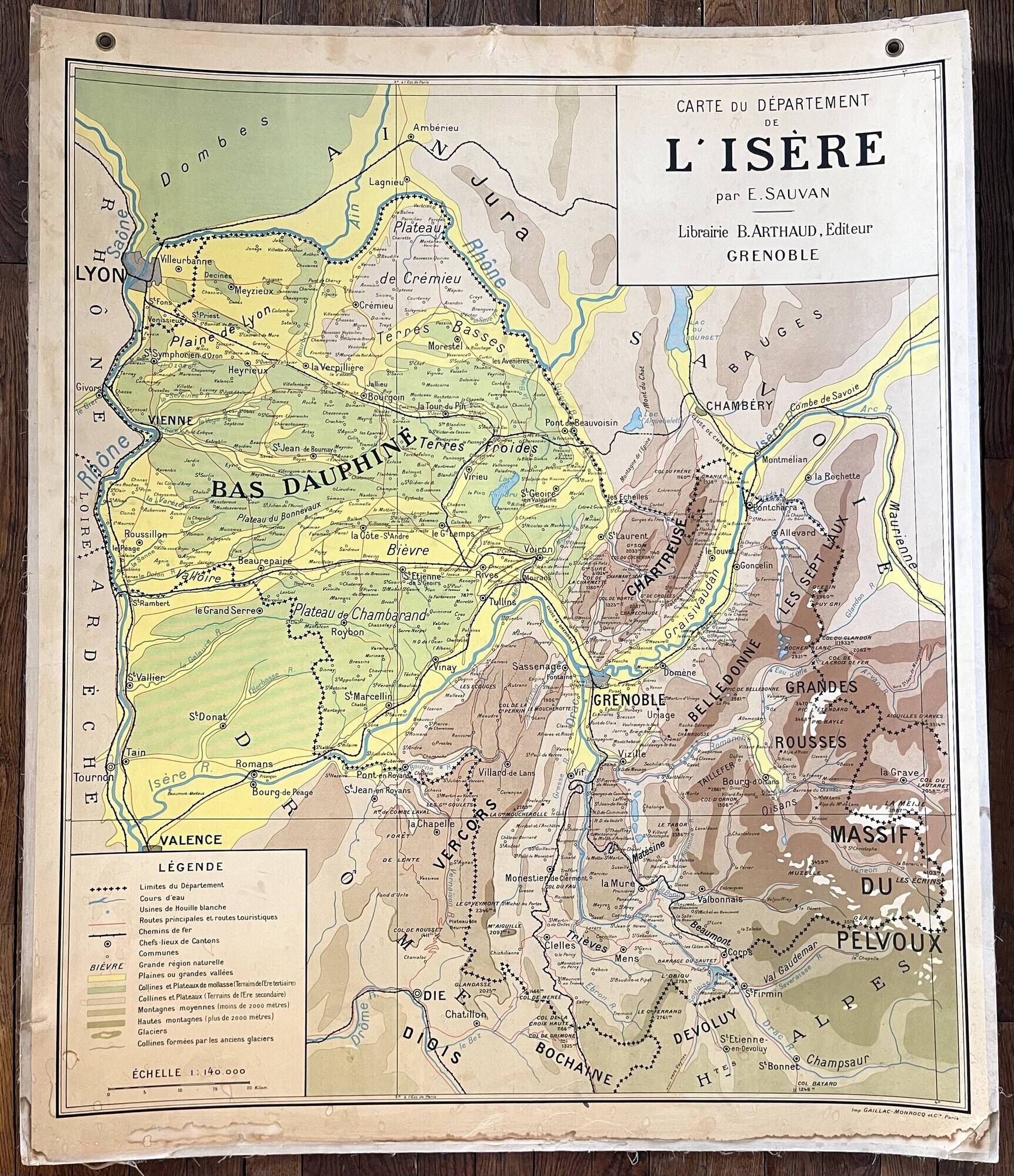 🌍 Old Arthaud map, 1930, Vidal type - France, Isère (Dauphiné)