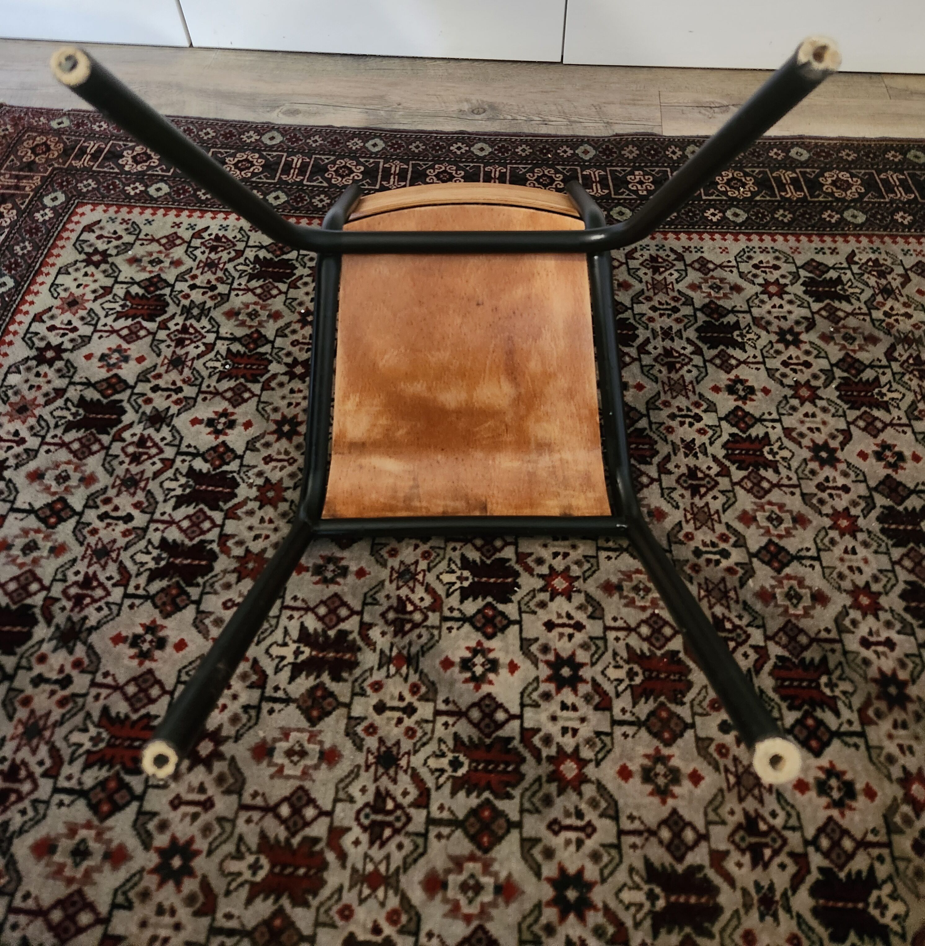 School chair in wood and metal