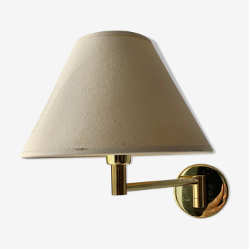 Golden wall lamp