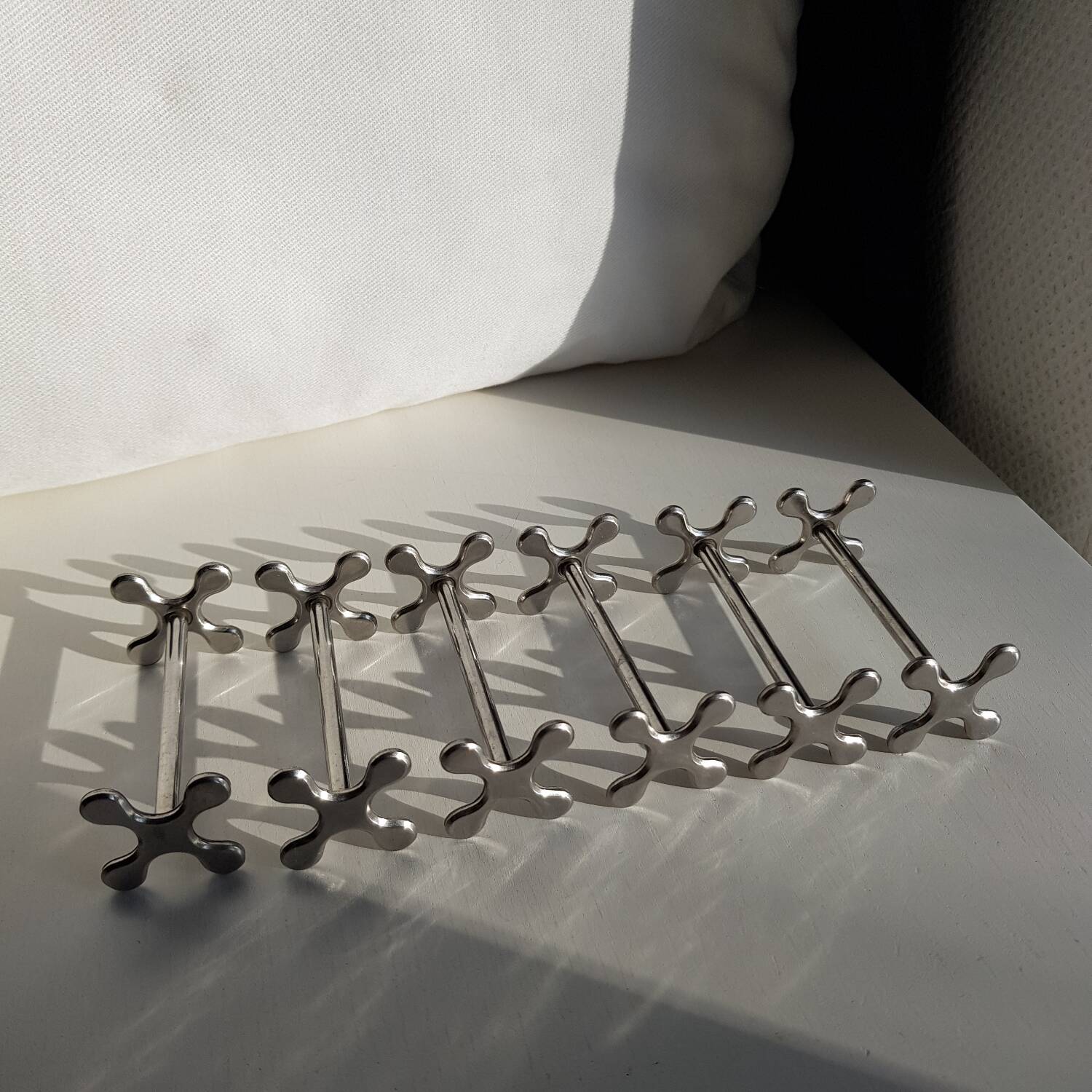 Coffret de 6 porte-couteaux en inox Chabanne dans sa boîte d'origine.