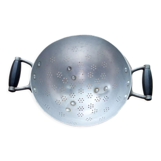 1950s strainer aluminum and bakelite