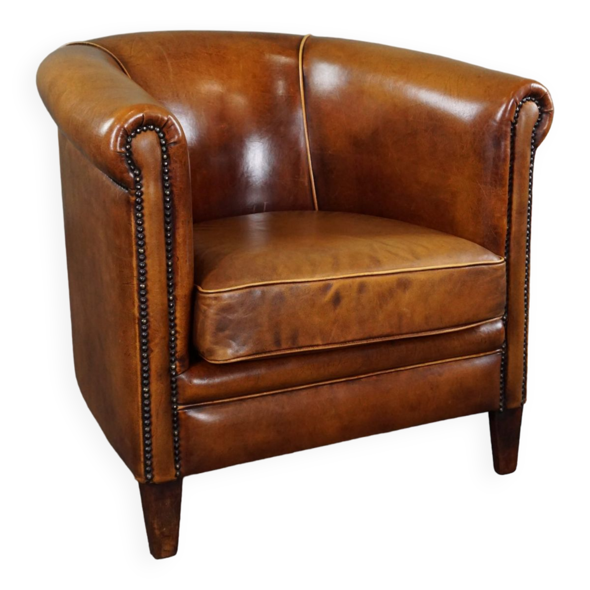 Beautiful sheep leather set of two club chairs and a 2 seater sofa