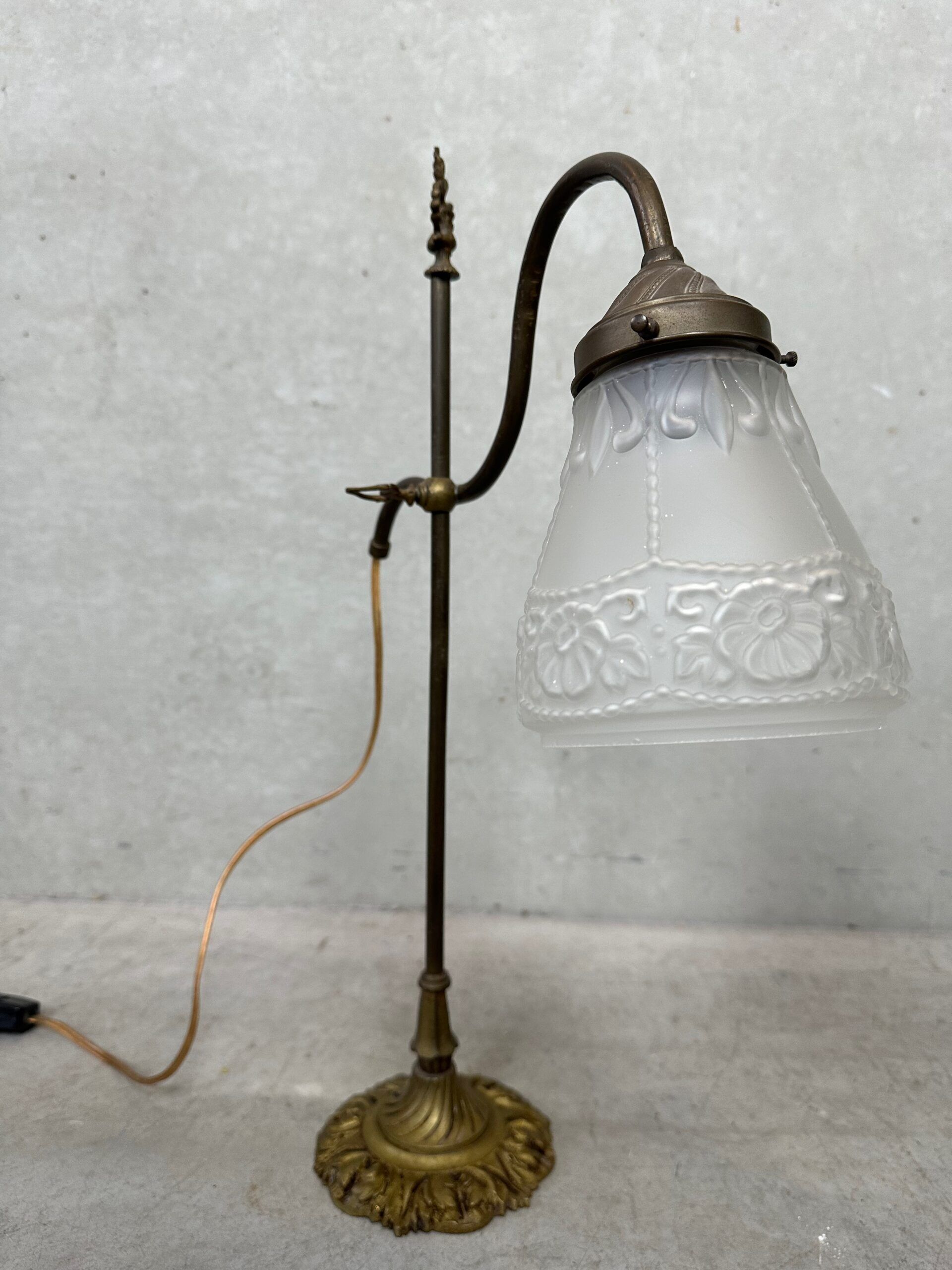 Art nouveau table lamp
