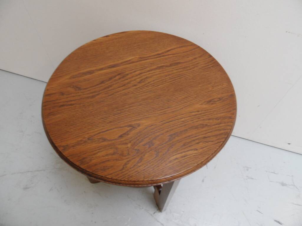 Art Deco round coffee table