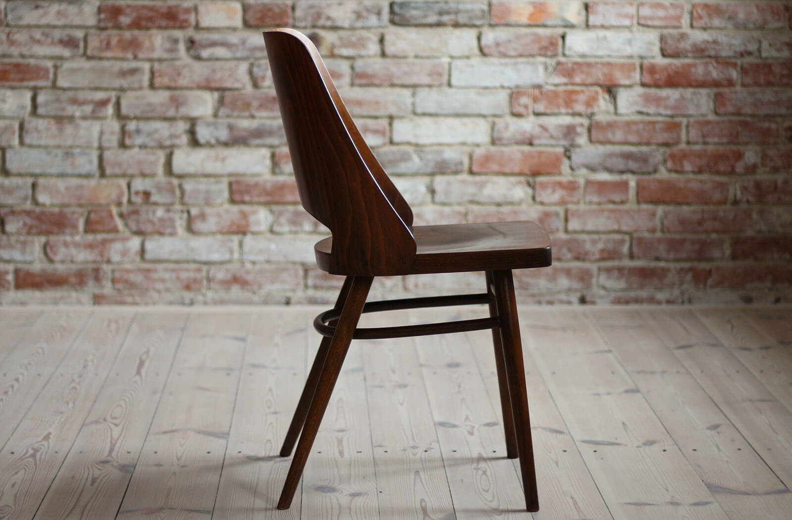 Set of 4 Dining Chairs by Radomir Hofman for TON, Model 514, Beech Veneer