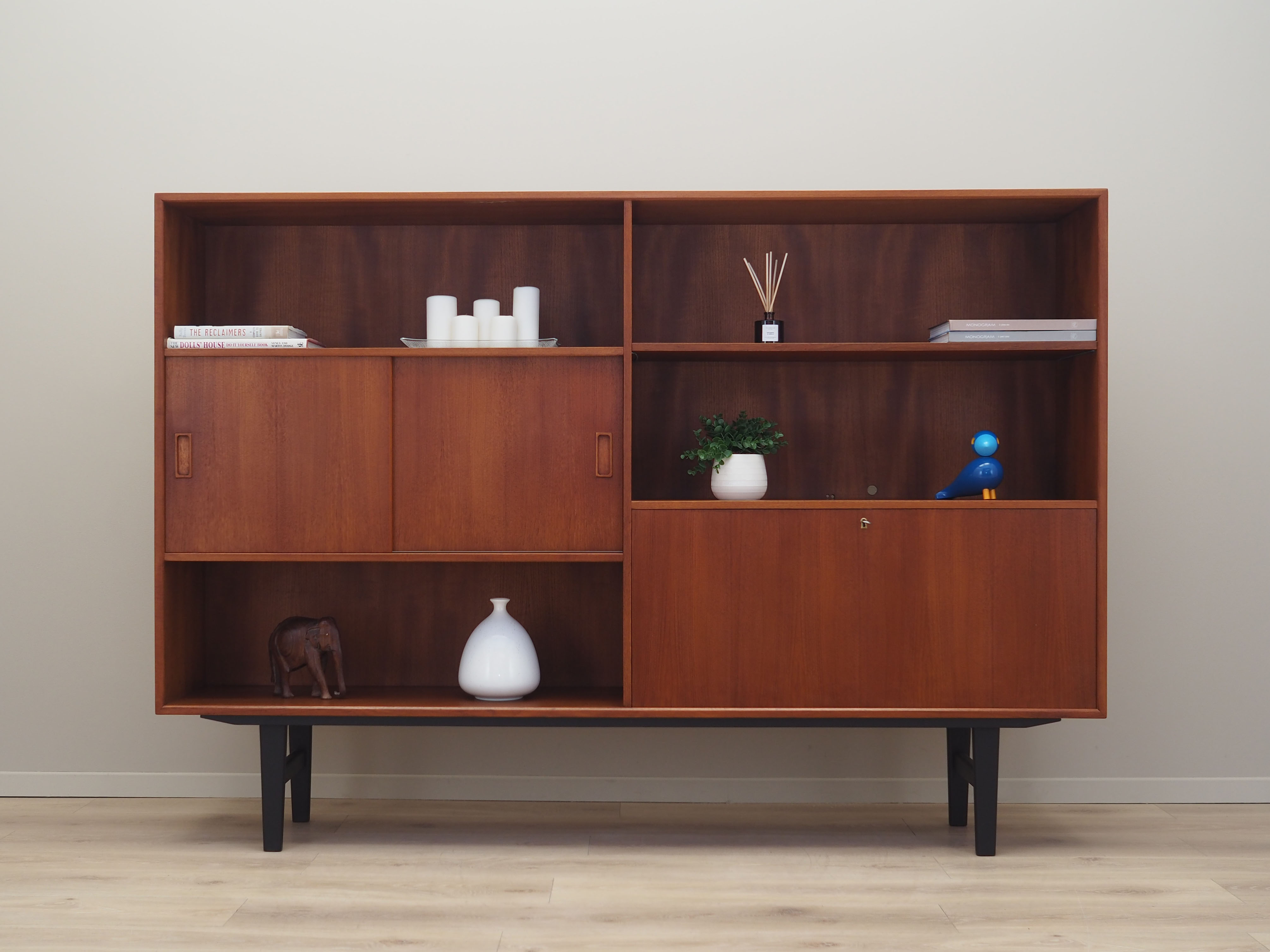 Teak bookcase, Danish design, 1970s, designer: Erik Jensen, production: Westergaards