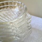 Set of 6 Pyrex glass bowls in the shape of a scallop shell