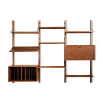 Midcentury Royal wall system in teak by Poul Cadovius 1960s