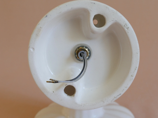 White porcelain wall lamp with blue border