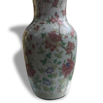 Vase en porcelaine