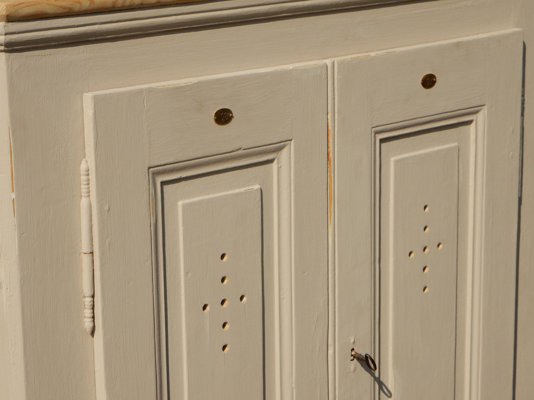 Antique workshop furniture - Patinated Parisian sideboard - Tradesman's furniture
