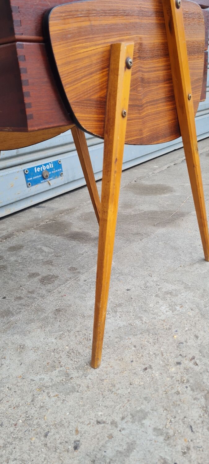 Vintage compass foot worker