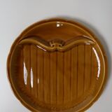 Assiettes et plat en barbotine, Gien 1960