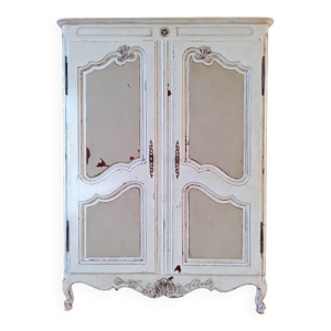 Armoire ancienne patinée