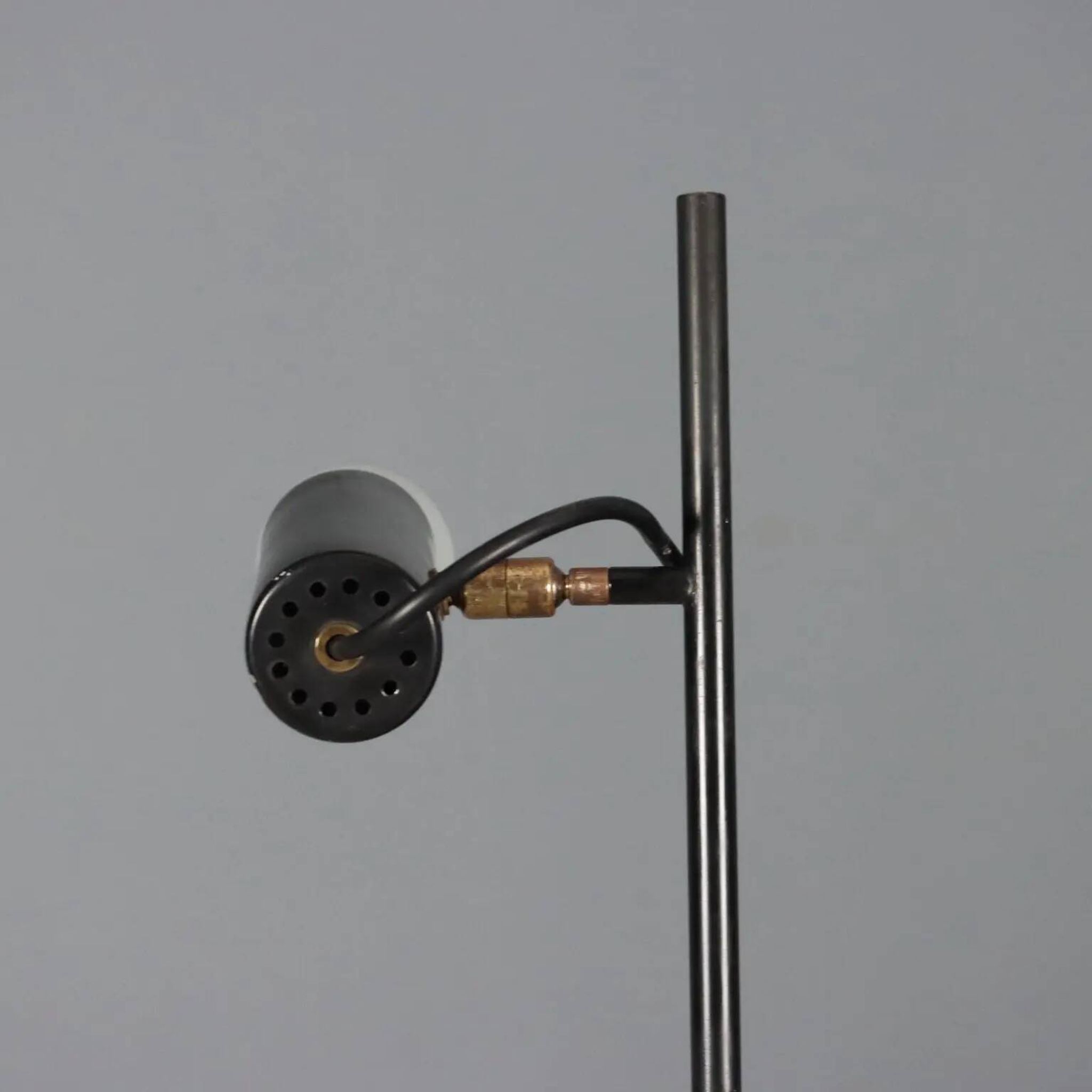Vintage floor lamp in aluminium and metal, design, Italy, 1960s