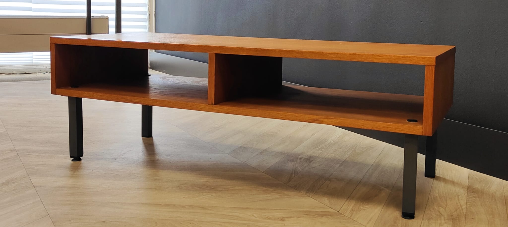Mid Century Table | Vintage - coffee table, side table, TV cabinet