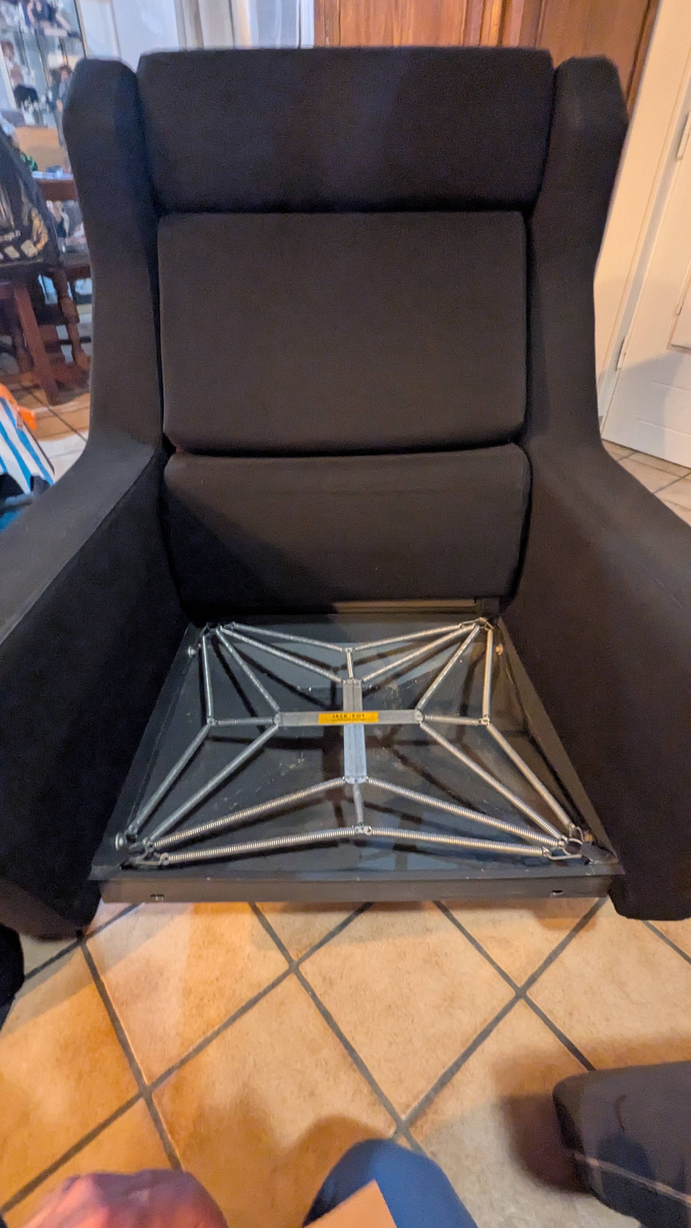 Airborne "Monsieur" Armchair 1965