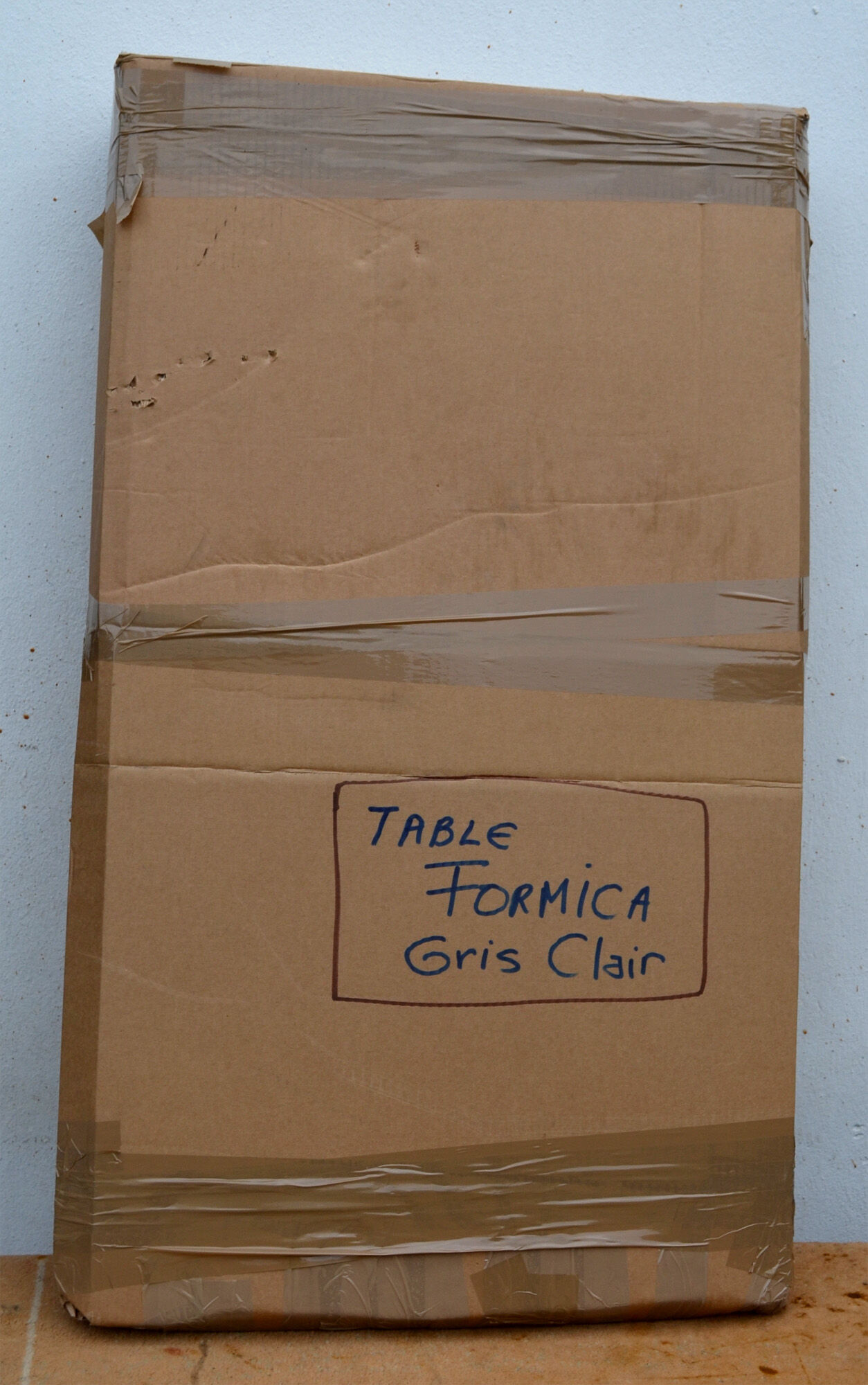 In formica kitchen table