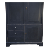 Fir cabinet with reentrant doors and drawers