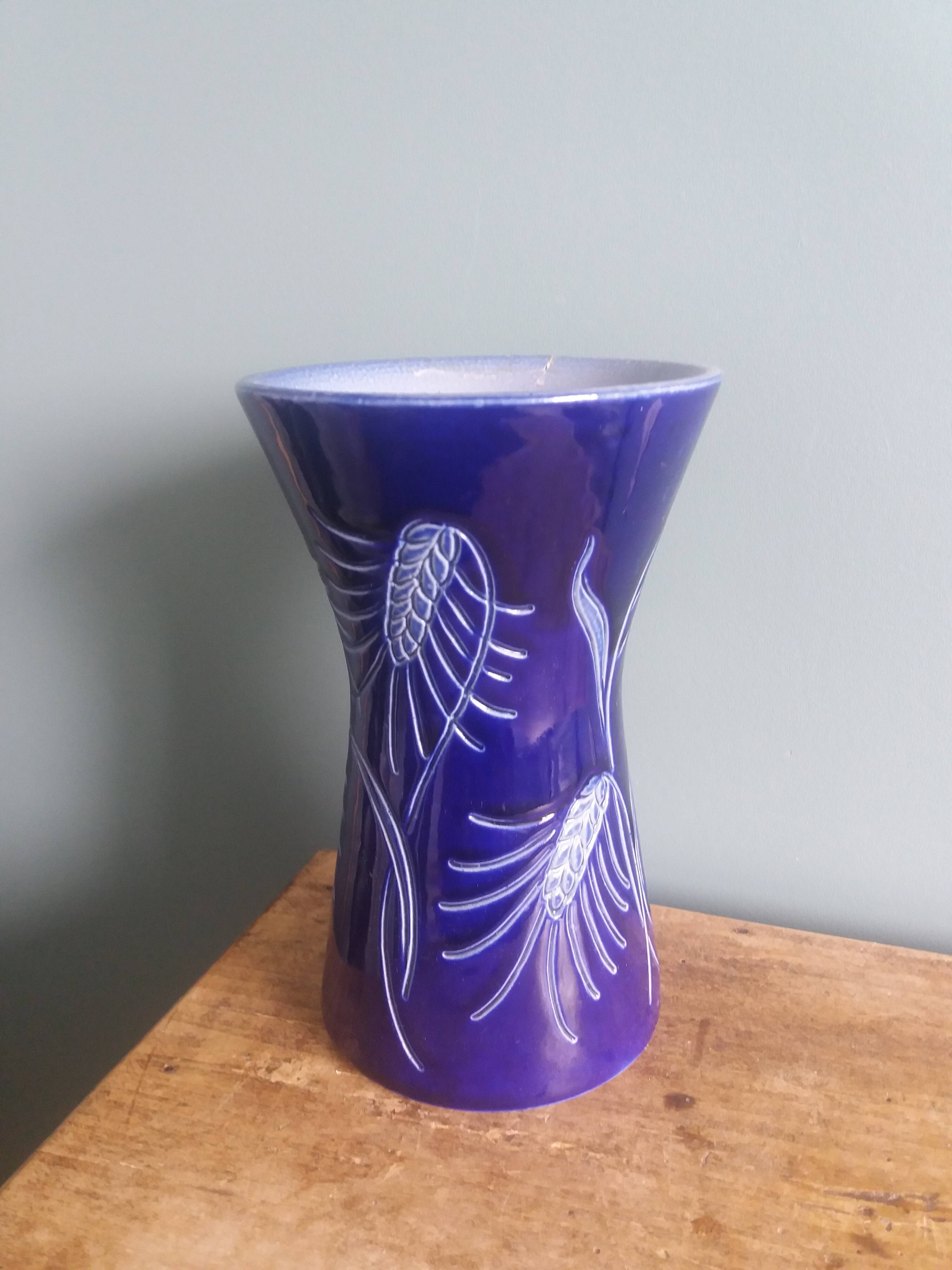 “Diabolo” vase in Alsace Betschdorf sandstone signed Krumeich-Remmy