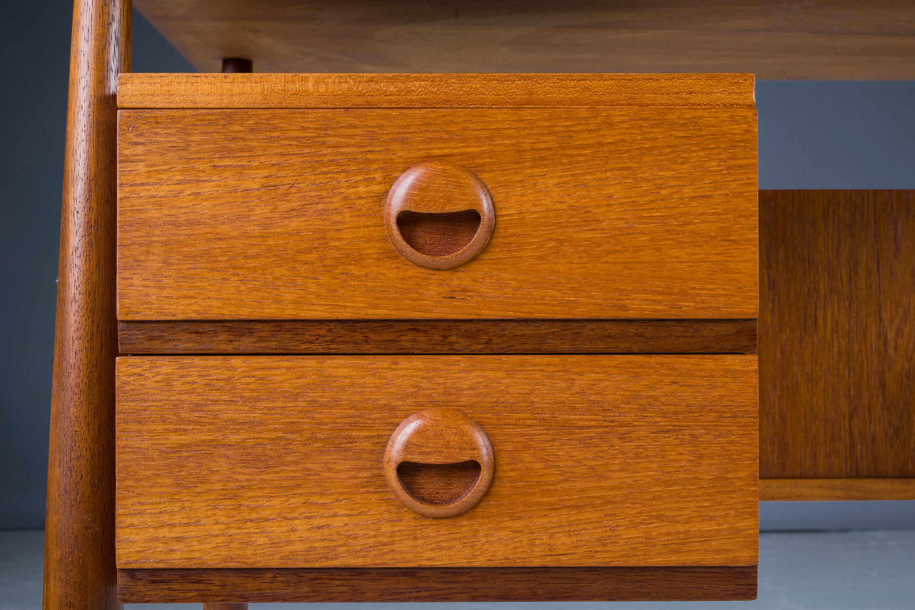 Mid-Century Teak Freestanding Desk, 1960s