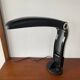 Luminaire Toucan en noir et blanc HT Huang Design