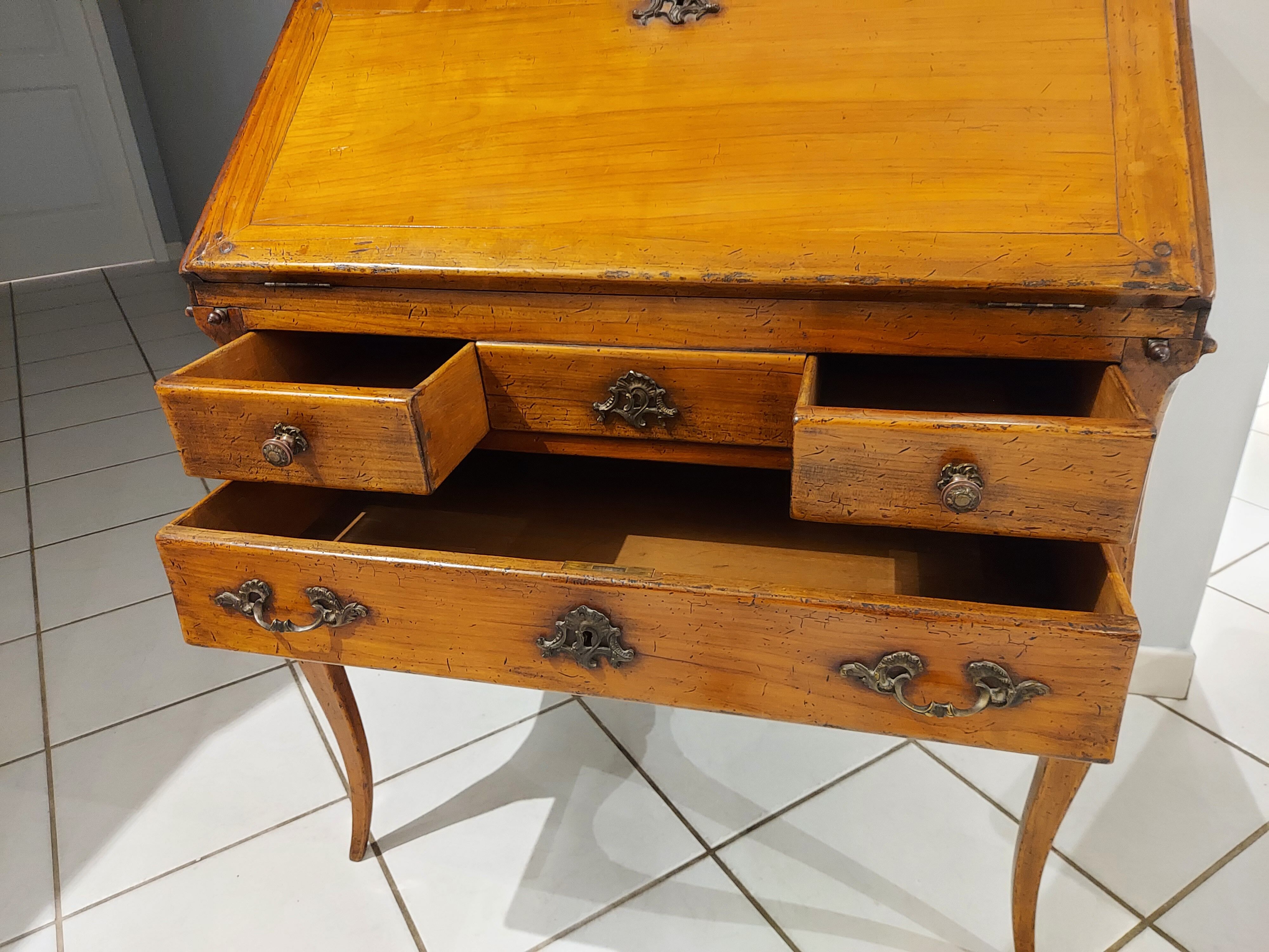 Louis XV walnut desk 18th century
