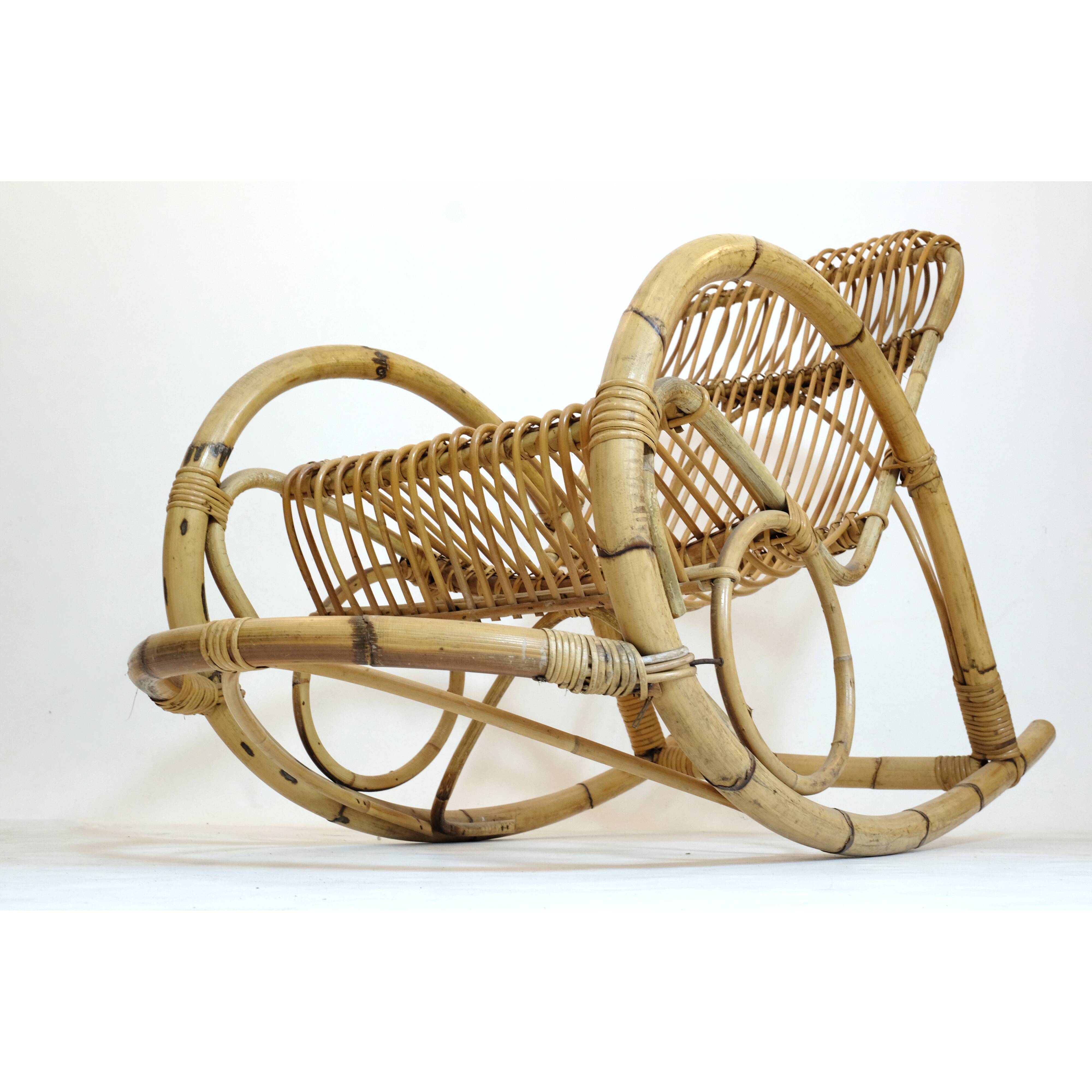 Rohe Noordwolde, rattan rocking chair from the 60s-70s.