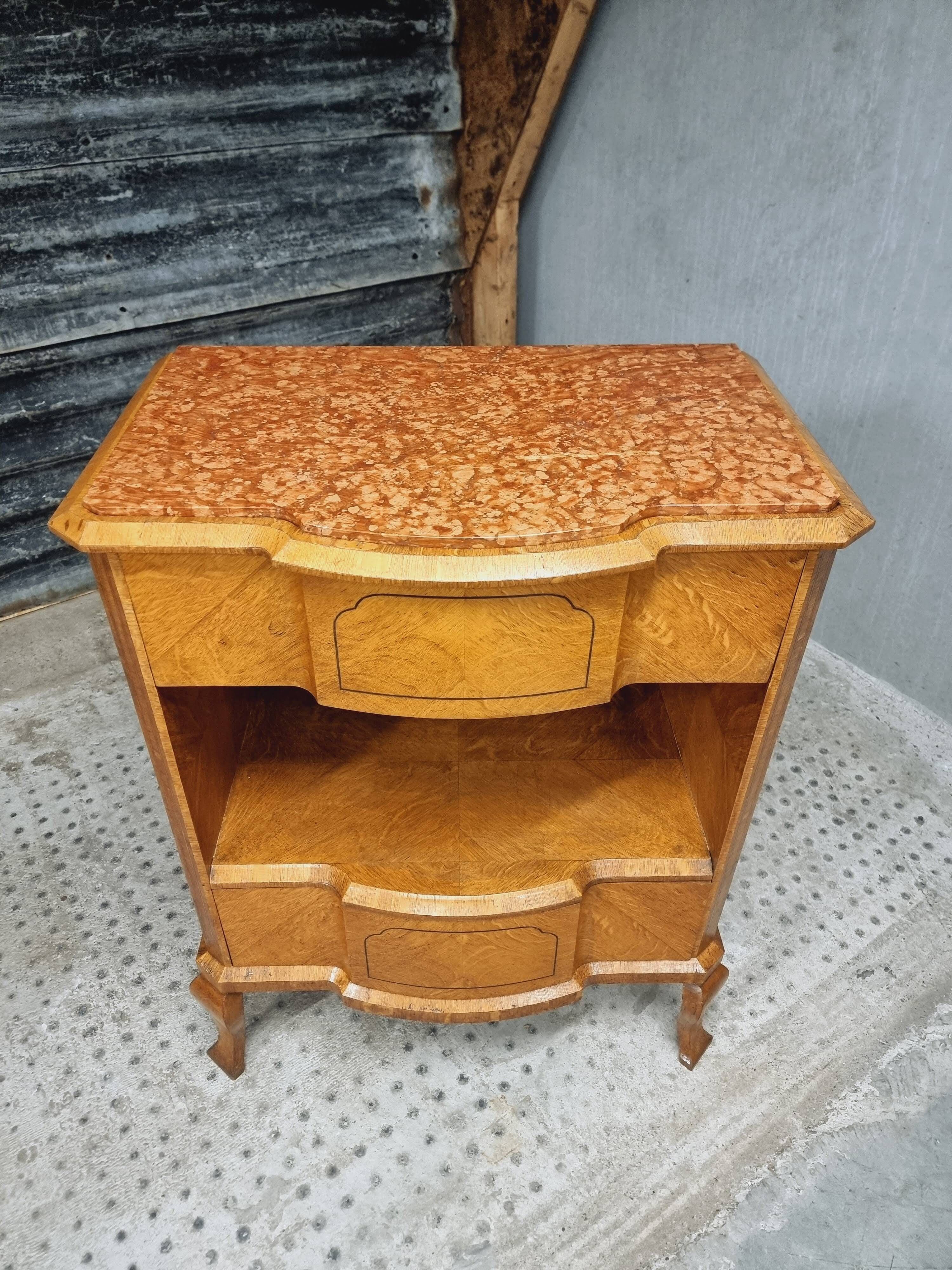 Commode Art Déco ancienne 86 x 110 cm