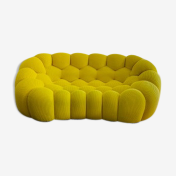 Bubble sofa designed by Sacha Lakic for Roche Bobois