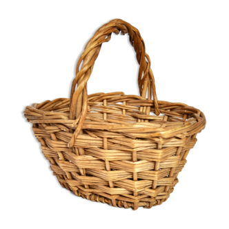 Panier d’enfant en osier