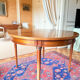 Louis XVI round table in solid wood – extendable to 210 cm – 2 extensions