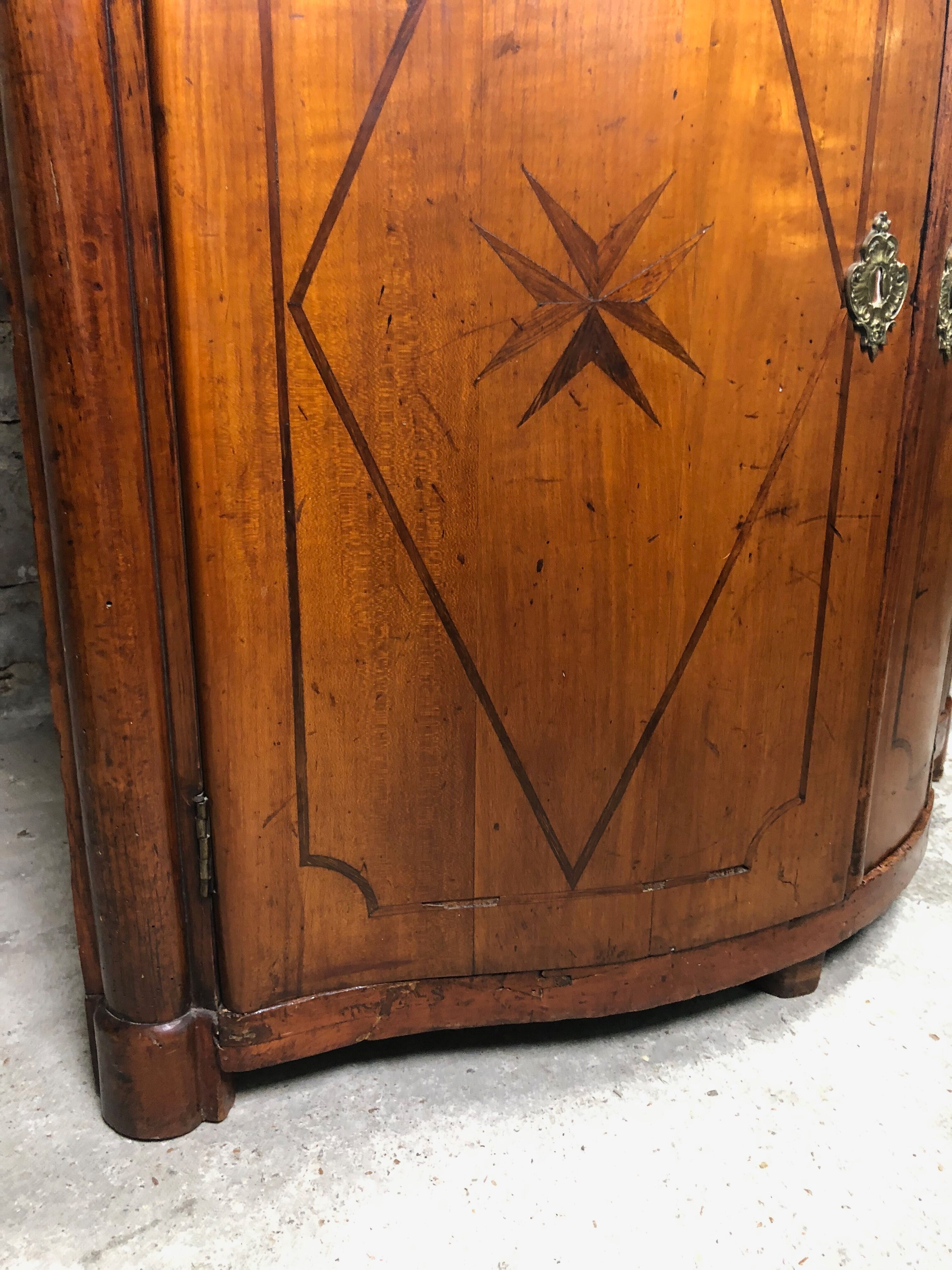 Curved notch in louis xv period marquetry stamped j.b galet